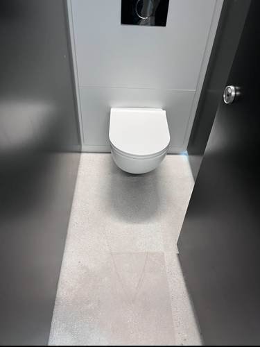 Commercial toilet cubicle